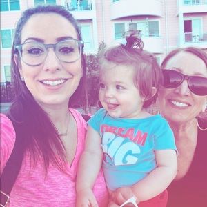 Meet your Posher, Lauren